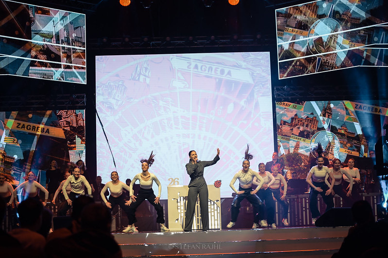 52808210889_5c687915ea_c